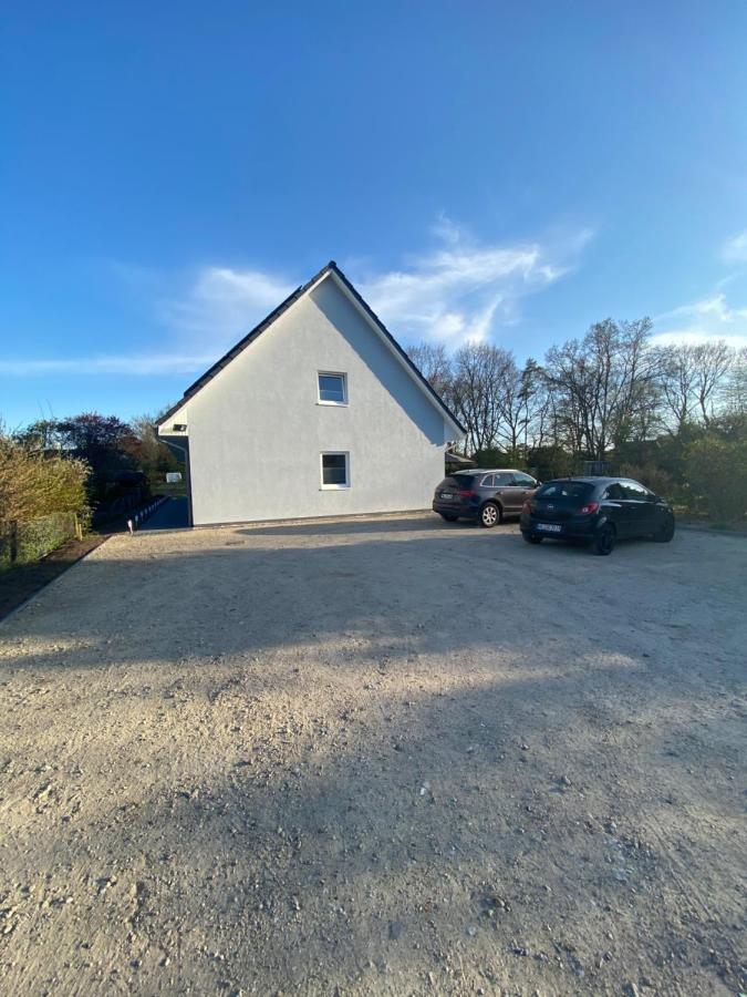 Haus Wesloer Landstrasse 6B Fuer 4 Personen Daire Lübeck Dış mekan fotoğraf