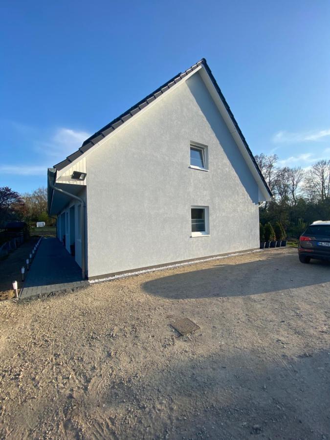 Haus Wesloer Landstrasse 6B Fuer 4 Personen Daire Lübeck Dış mekan fotoğraf