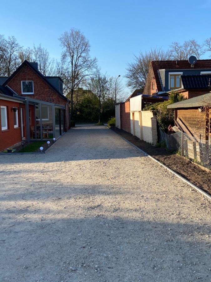 Haus Wesloer Landstrasse 6B Fuer 4 Personen Daire Lübeck Dış mekan fotoğraf